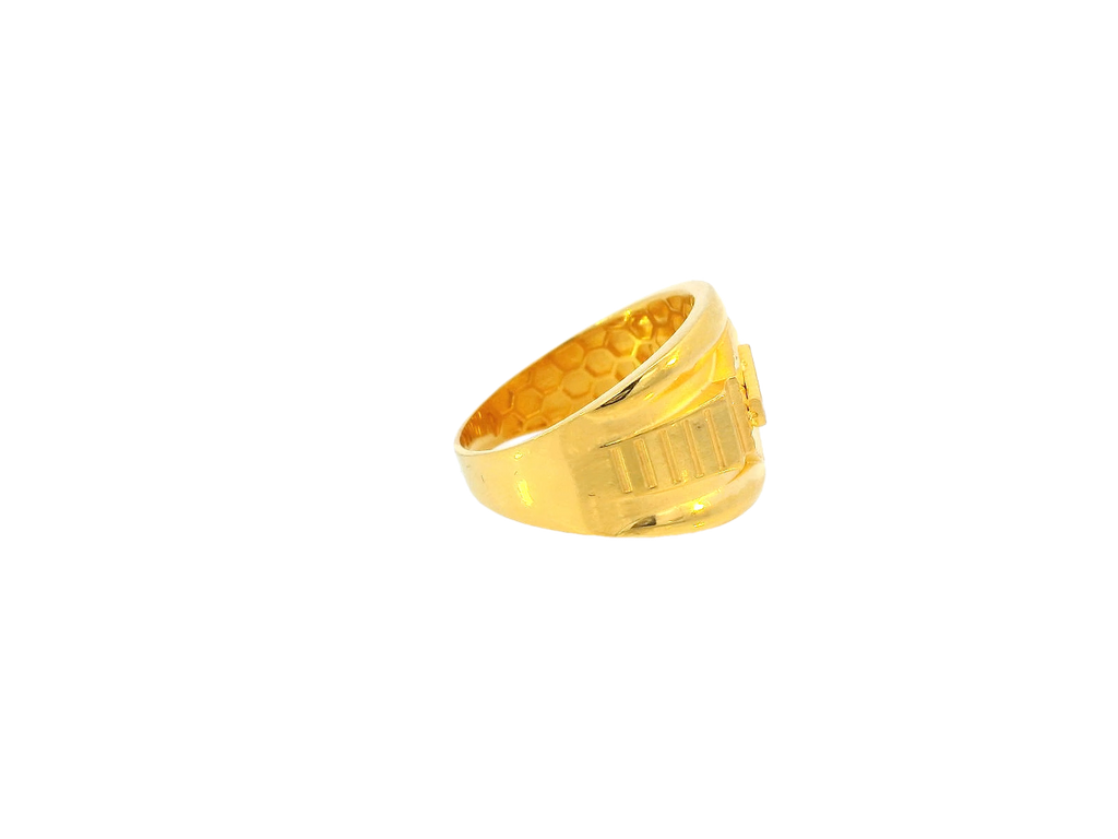 22K Yellow Gold Wide Band Ring with Radiant Detailing