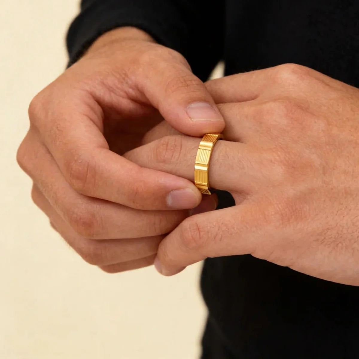 22K Yellow Gold Ring – Polished Classic Band