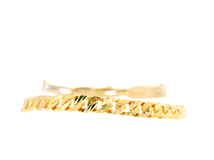 22K Yellow Gold Polished Bracelet with Lobster Lock • 8.5 Inches