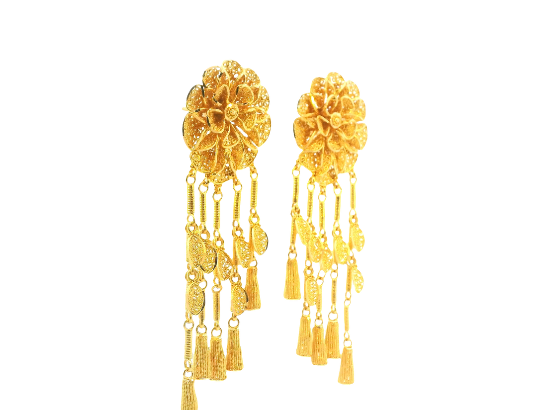 22K Yellow Gold Hanging Earrings with Screw Back
