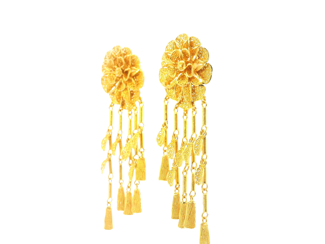22K Yellow Gold Hanging Earrings with Screw Back