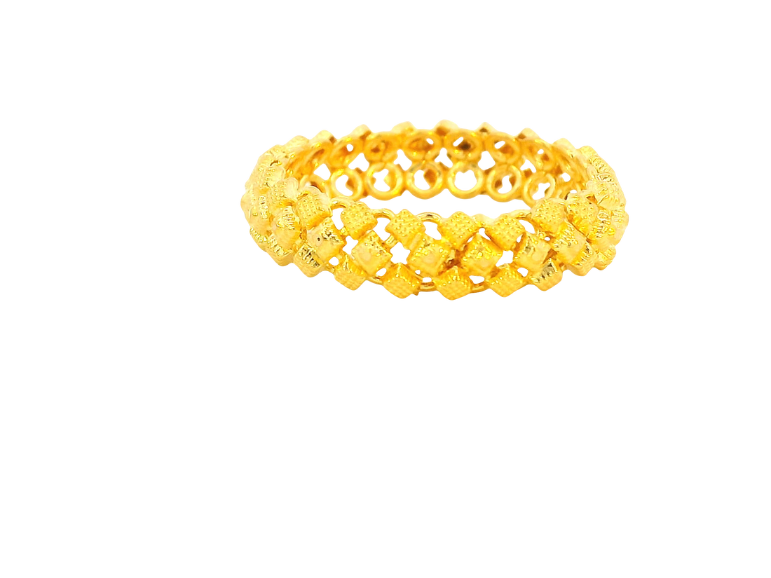 22K Yellow Gold Ring  Classic Design
