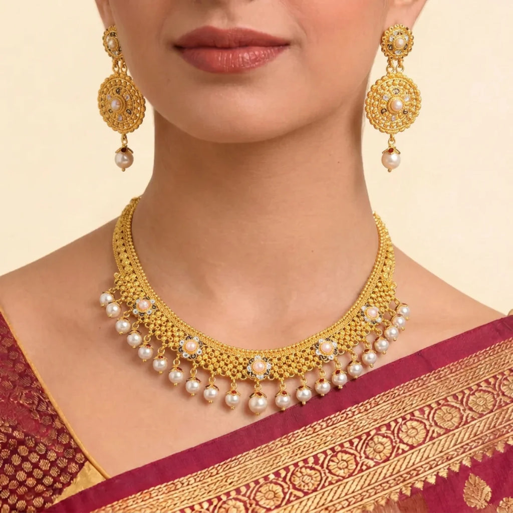 22K Timeless Strand of Luminous Round Pearl Beads with Yellow Gold Clasp