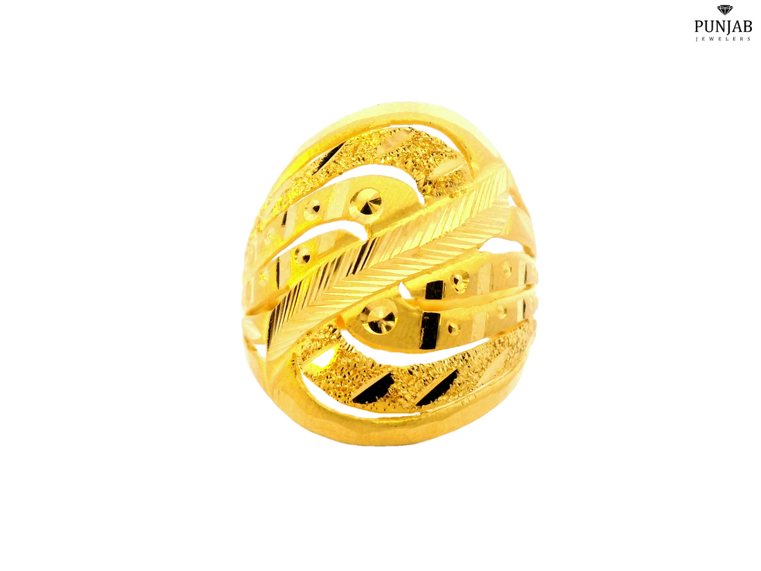 22K Yellow Gold Leaf Motif Openwork Ring with Textured Finish