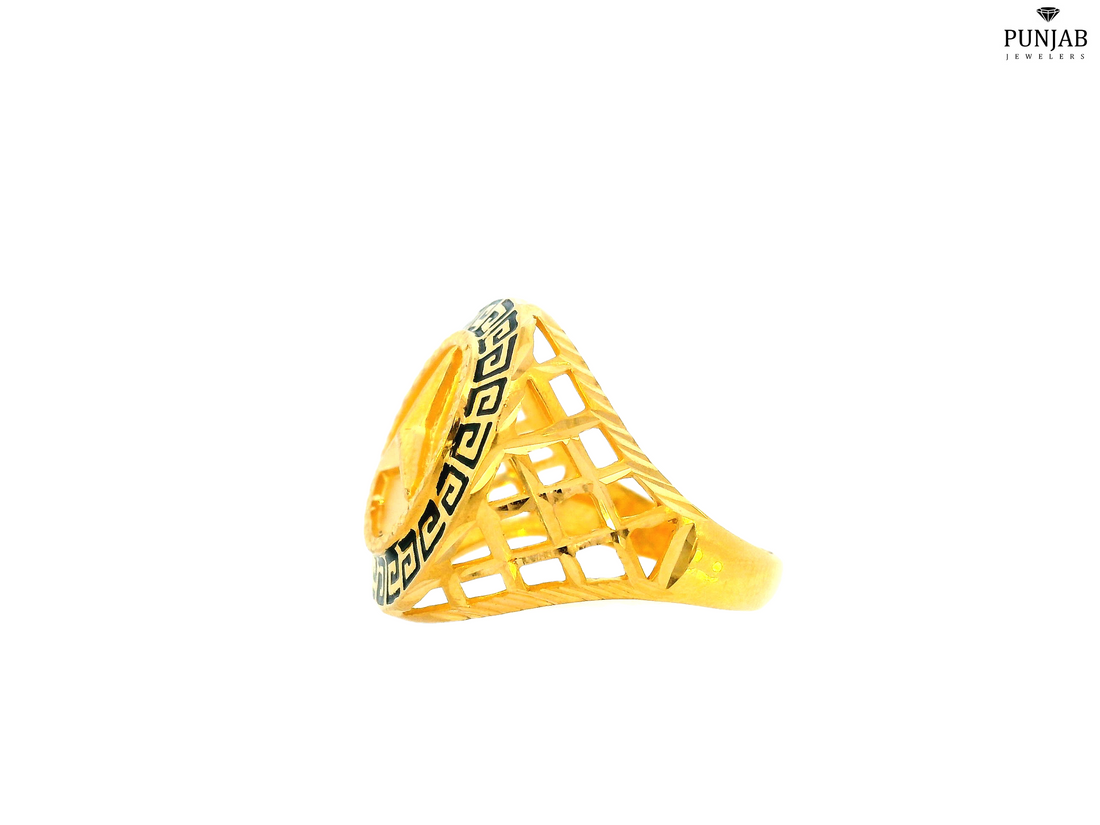 22K Yellow Gold Star Ring with Greek Key Border