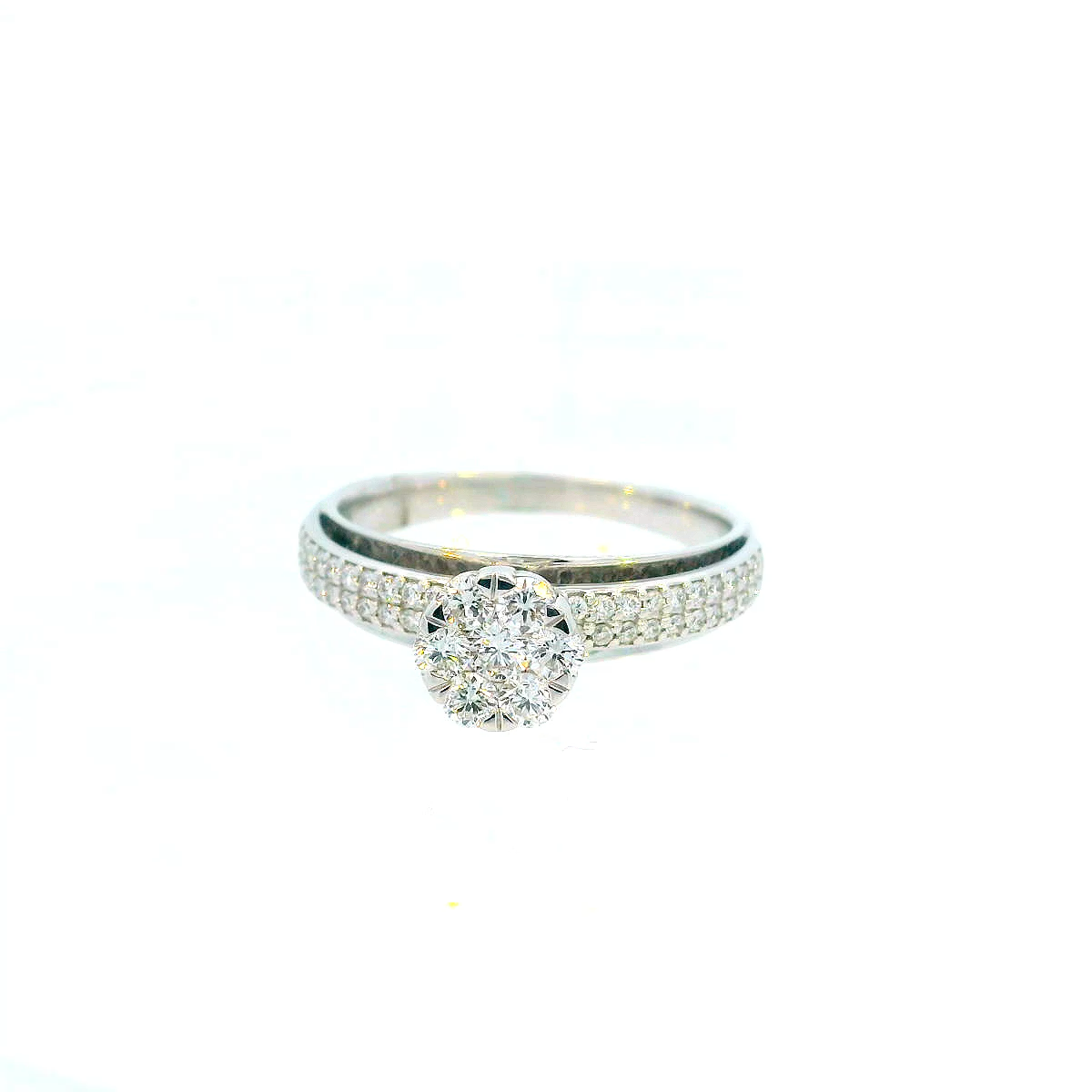 18K White Gold Diamond Ring with 0.53 CT Diamond (VS Clarity)
