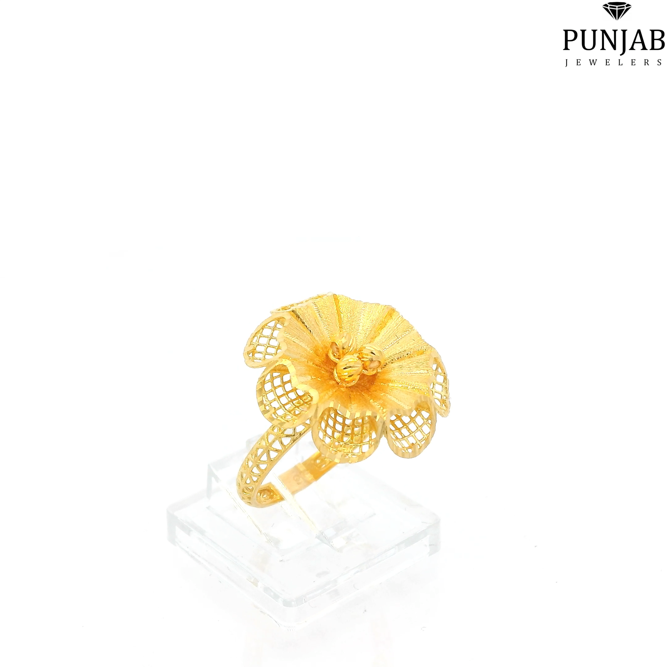 22K Yellow Gold Fancy Ring