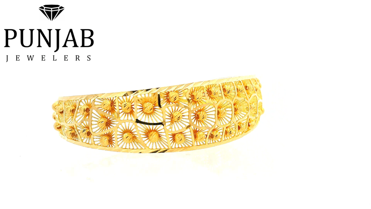 22K Yellow Gold Fancy Bracelet with Lobster Lock