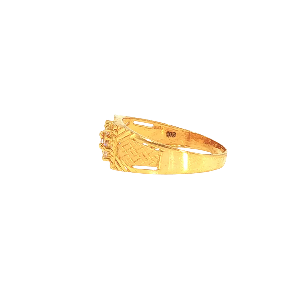 Elegant 22K Yellow Gold Cubic Zirconia Ring – 4.2g Refined Stone Design