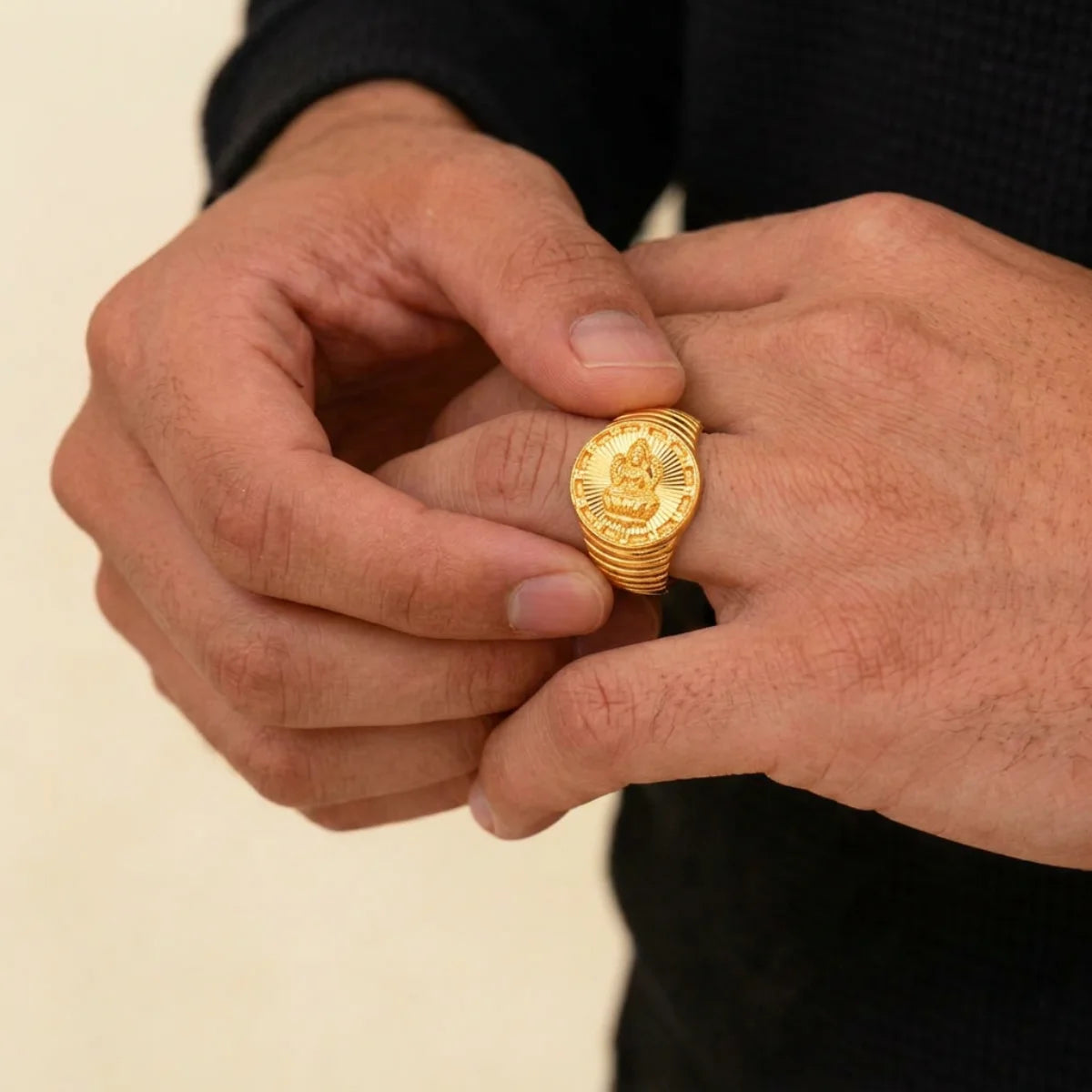 22K Yellow Gold Om Ring – 5.4g Spiritual & Elegant Design