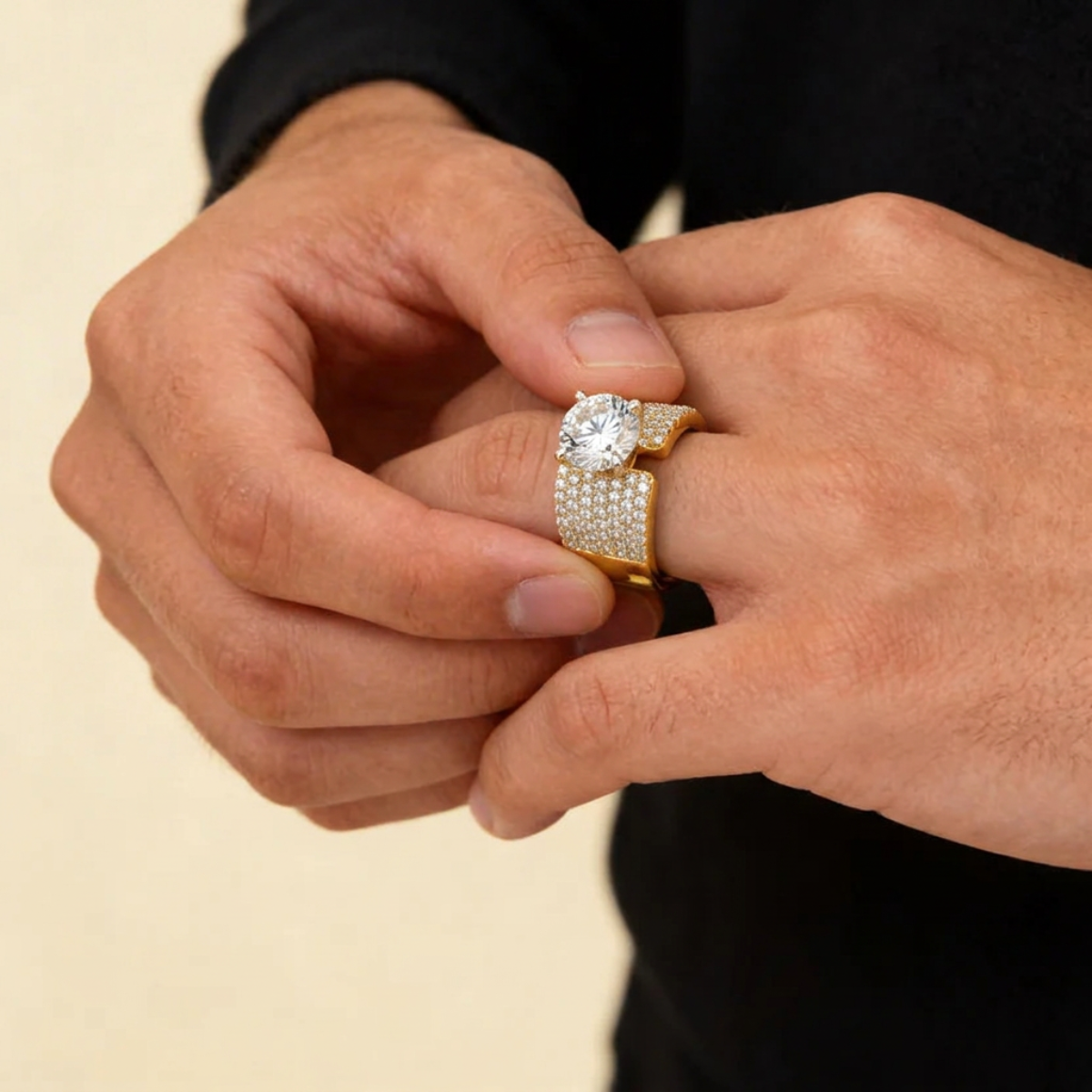 14K Yellow Gold Diamond Ring with 0.95 CT Diamond