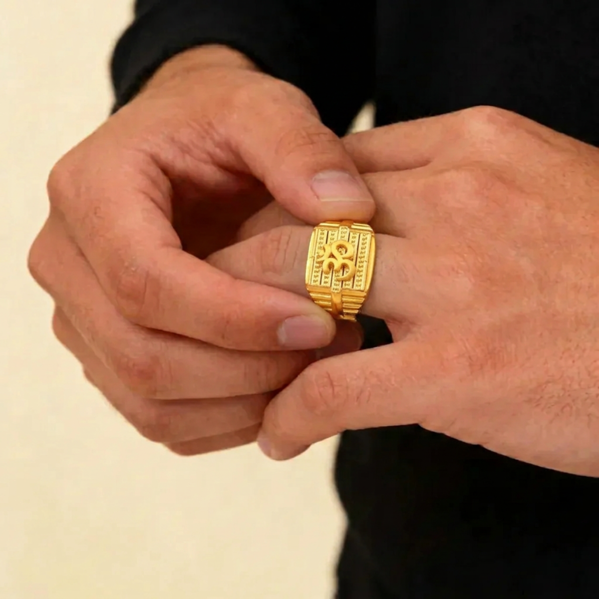 22K Men’s Yellow Gold Om Ring – 5.6g, Polished Finish, Resizable, Size 11