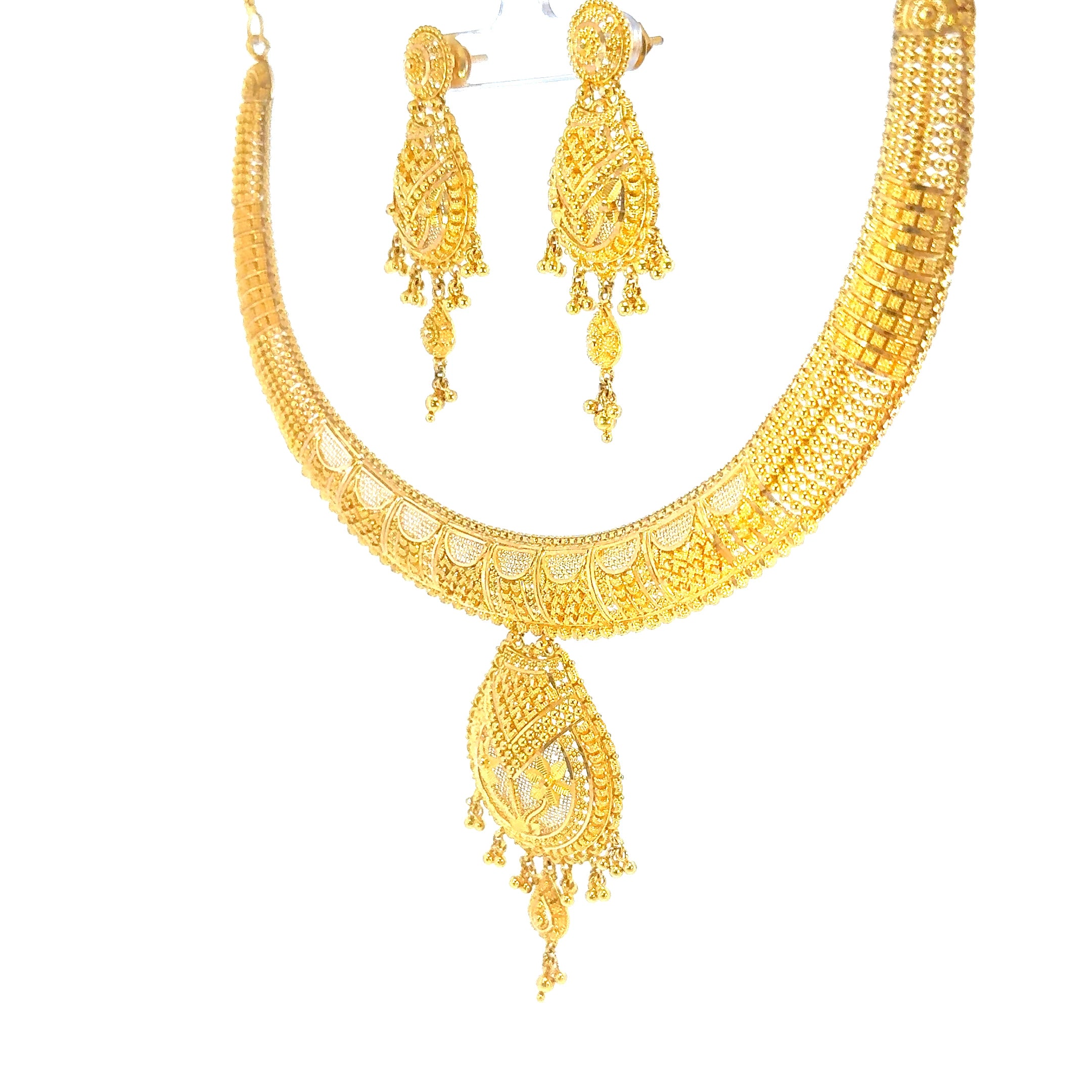 Elegant Yellow Gold Layered Medallion Necklace with Floral Engraving