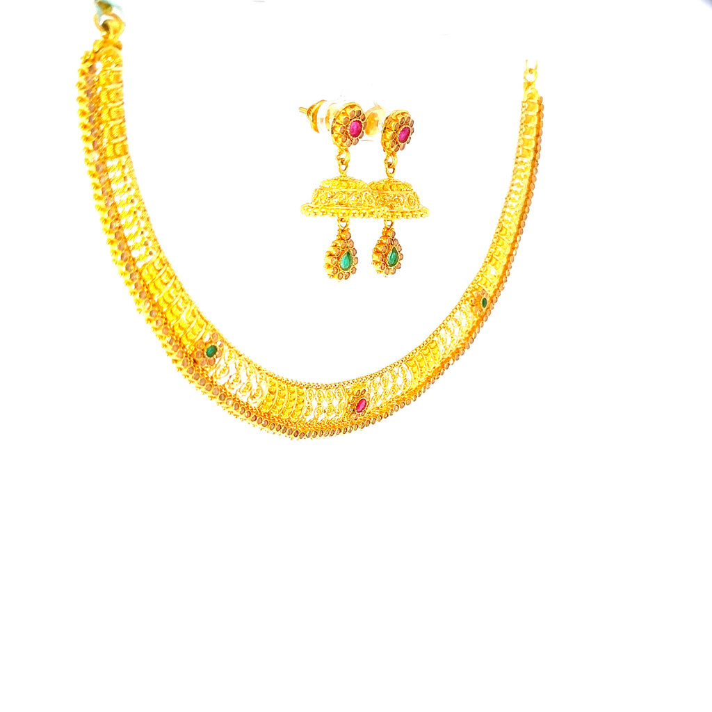 22K Elegant Yellow Gold Choker Necklace with Round Cabochon Red Rubies