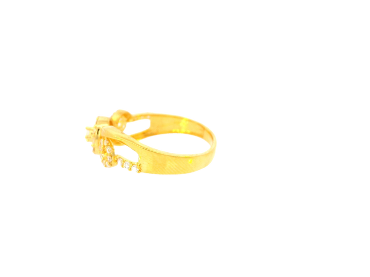 22K Yellow Gold Cubic Zirconia Circle Link Ring – Size 6.7