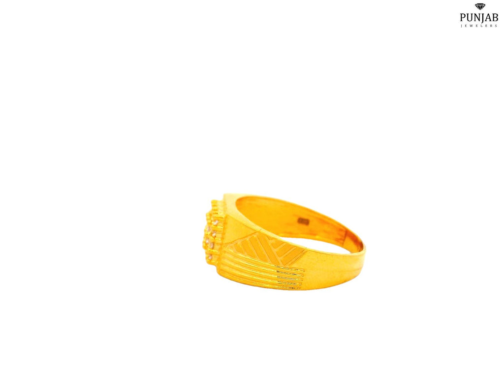 22K Yellow Gold Ring with Textured Band and Square Cluster Stone Design