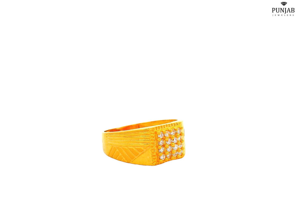 22K Yellow Gold Ring with Textured Band and Square Cluster Stone Design