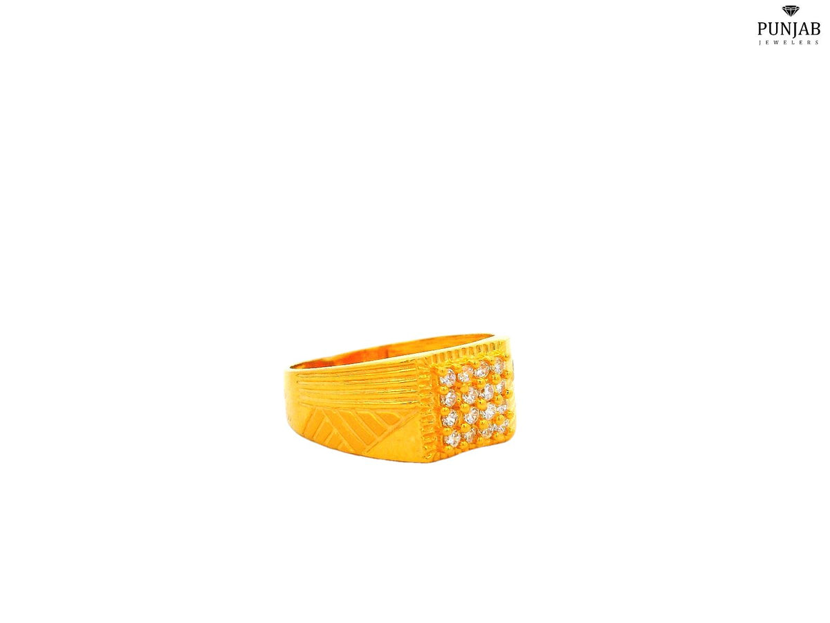 22K Yellow Gold Ring with Textured Band and Square Cluster Stone Design