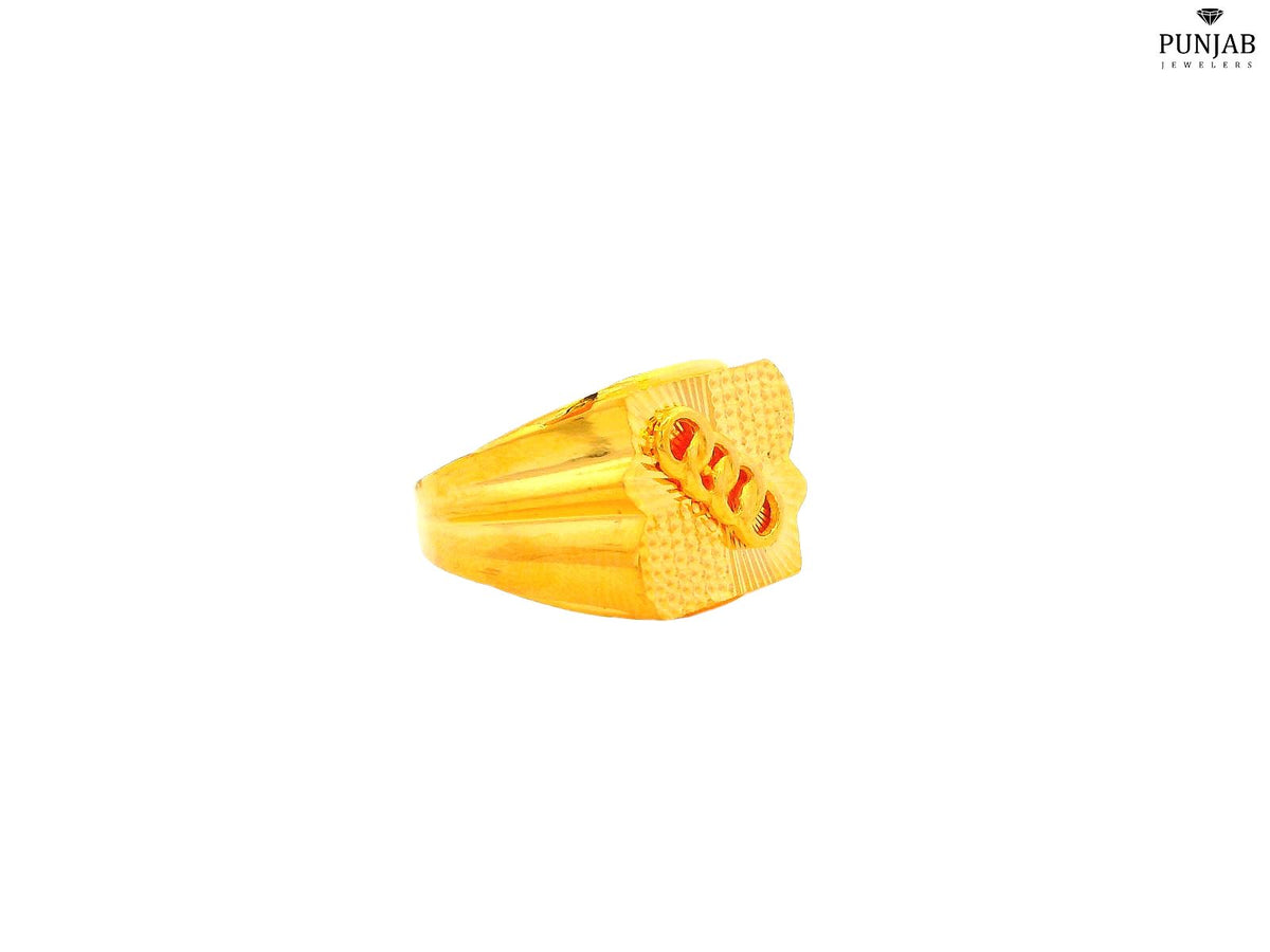22K Yellow Gold Ring with Textured Dual-Pattern Design