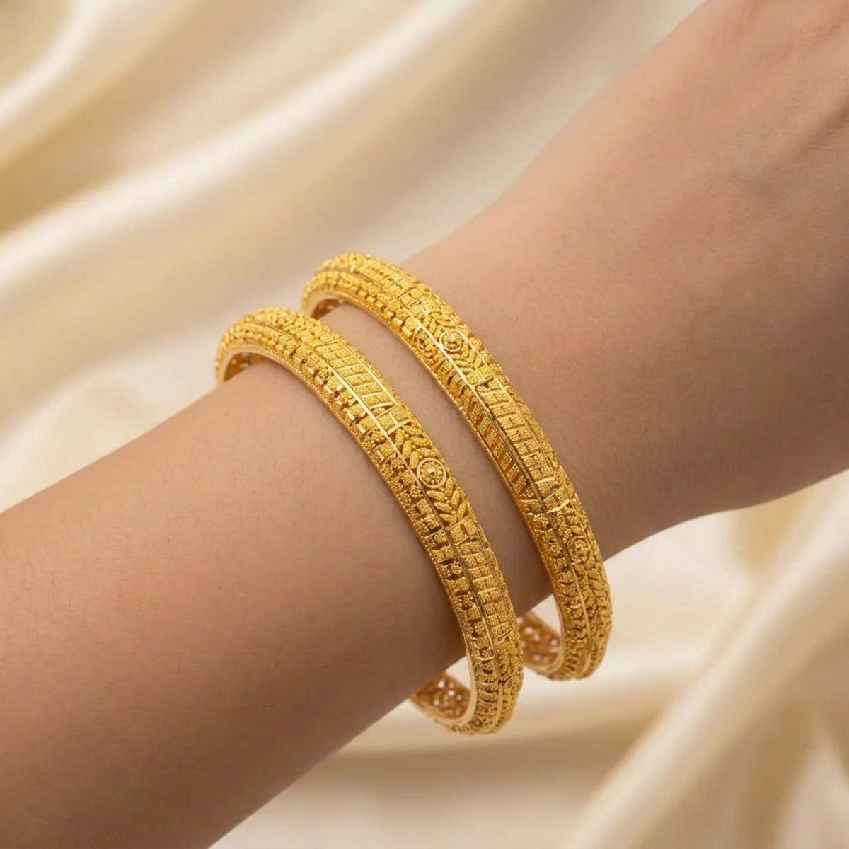 22K Yellow Gold Traditional Bangles – Timeless Heritage Elegance