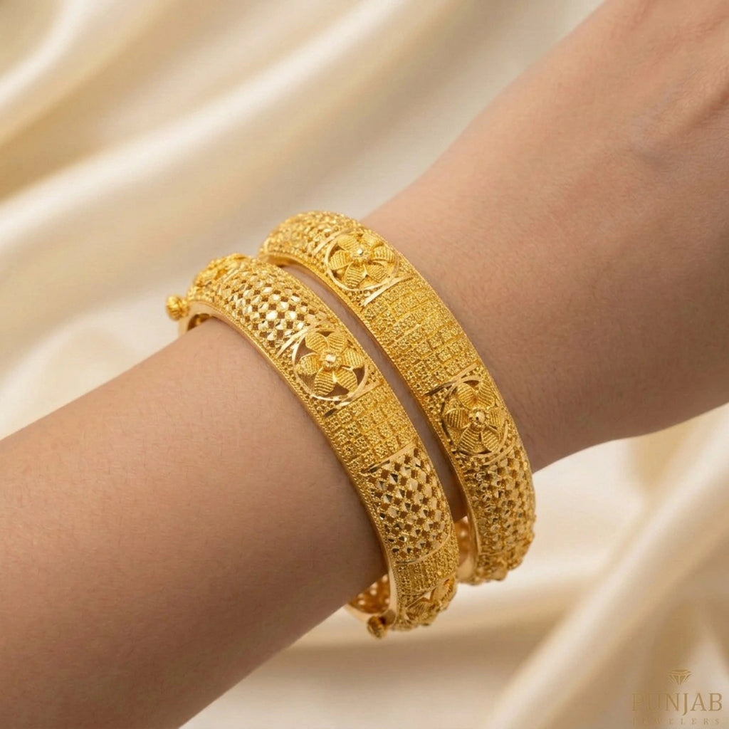 22K Yellow Gold Traditional Screw Open Bangles – Classic Heritage Design