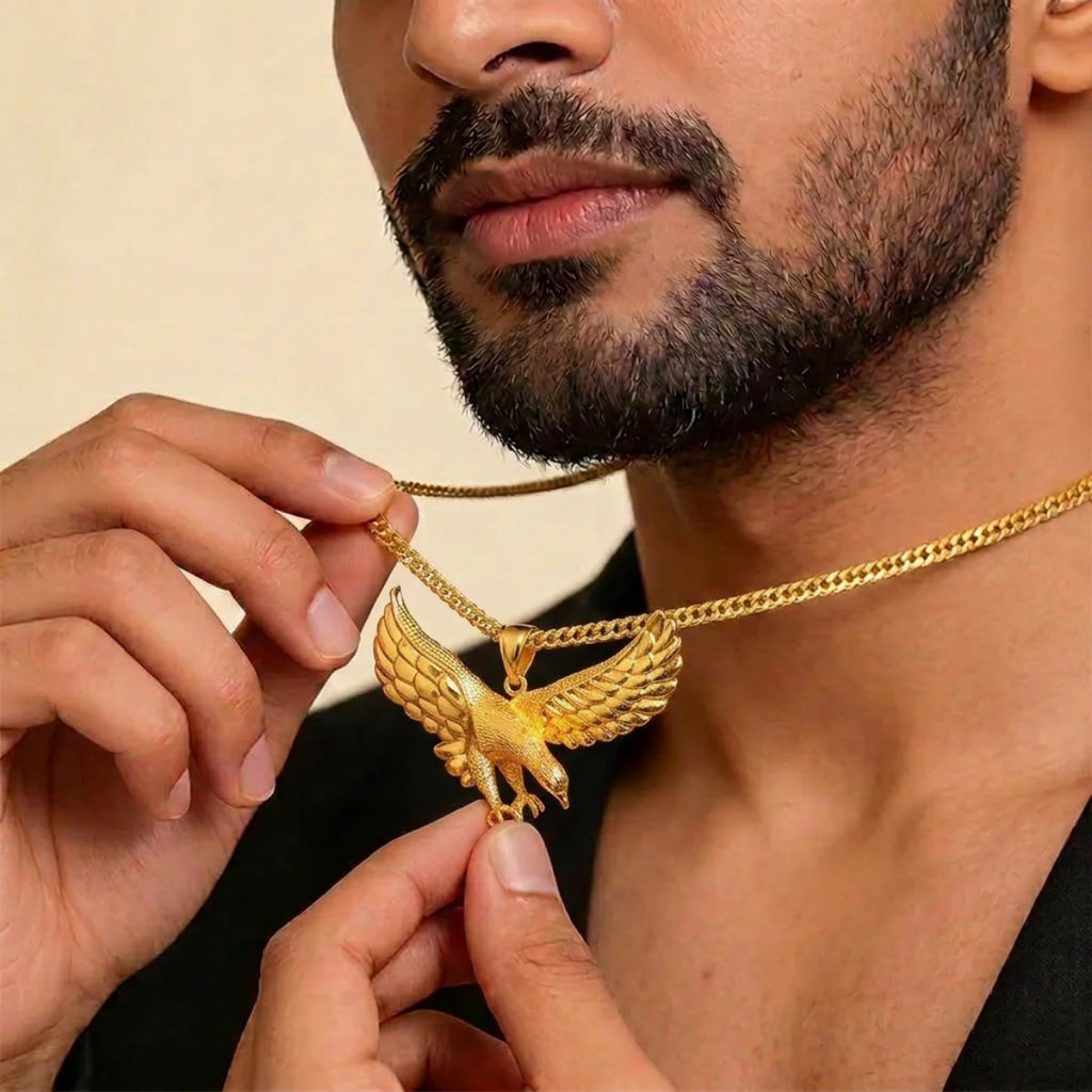22k Yellow Gold Eagle Pendant with Intricate Wing Detail