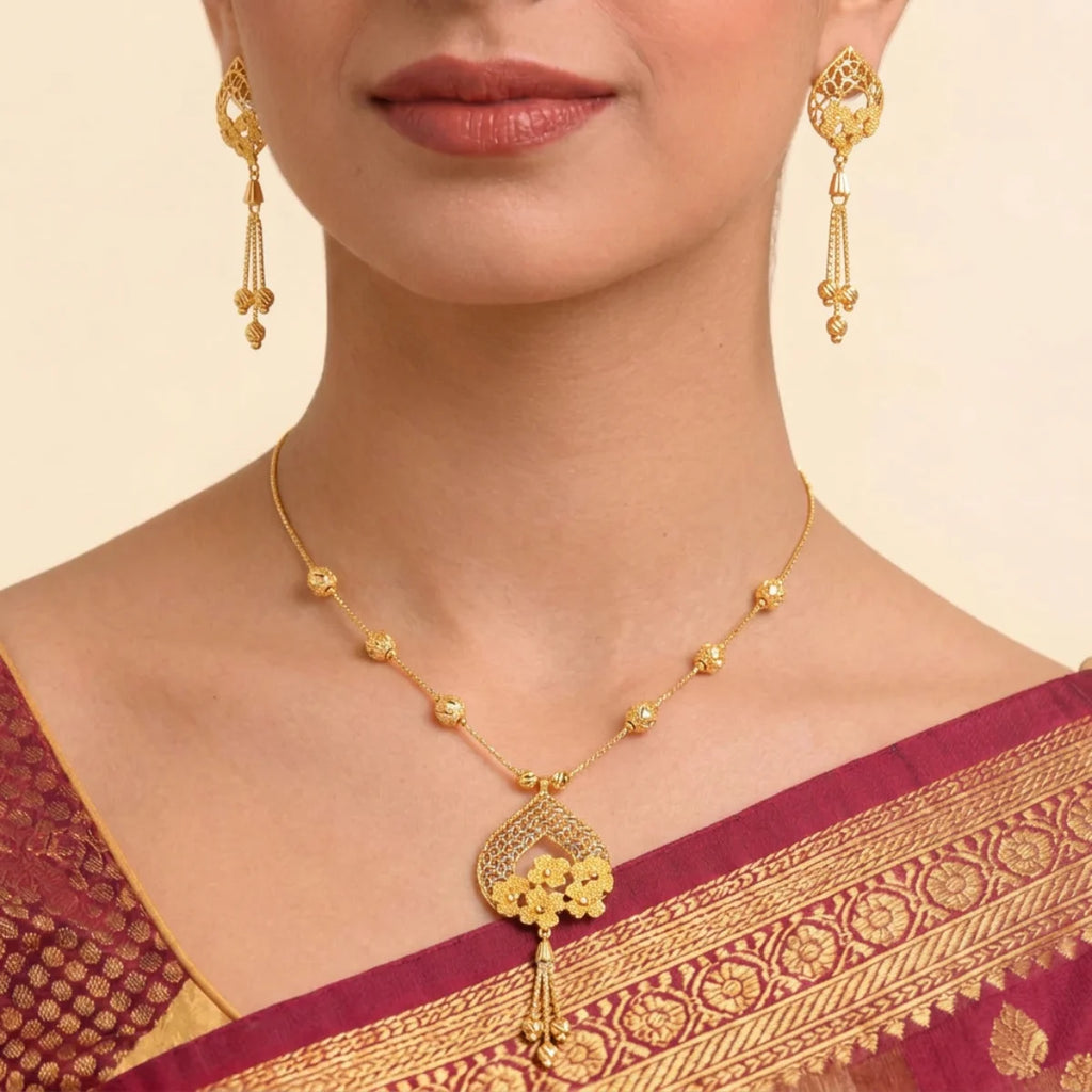 22K Minimalist Graduated Yellow Gold Beaded Strand Necklace