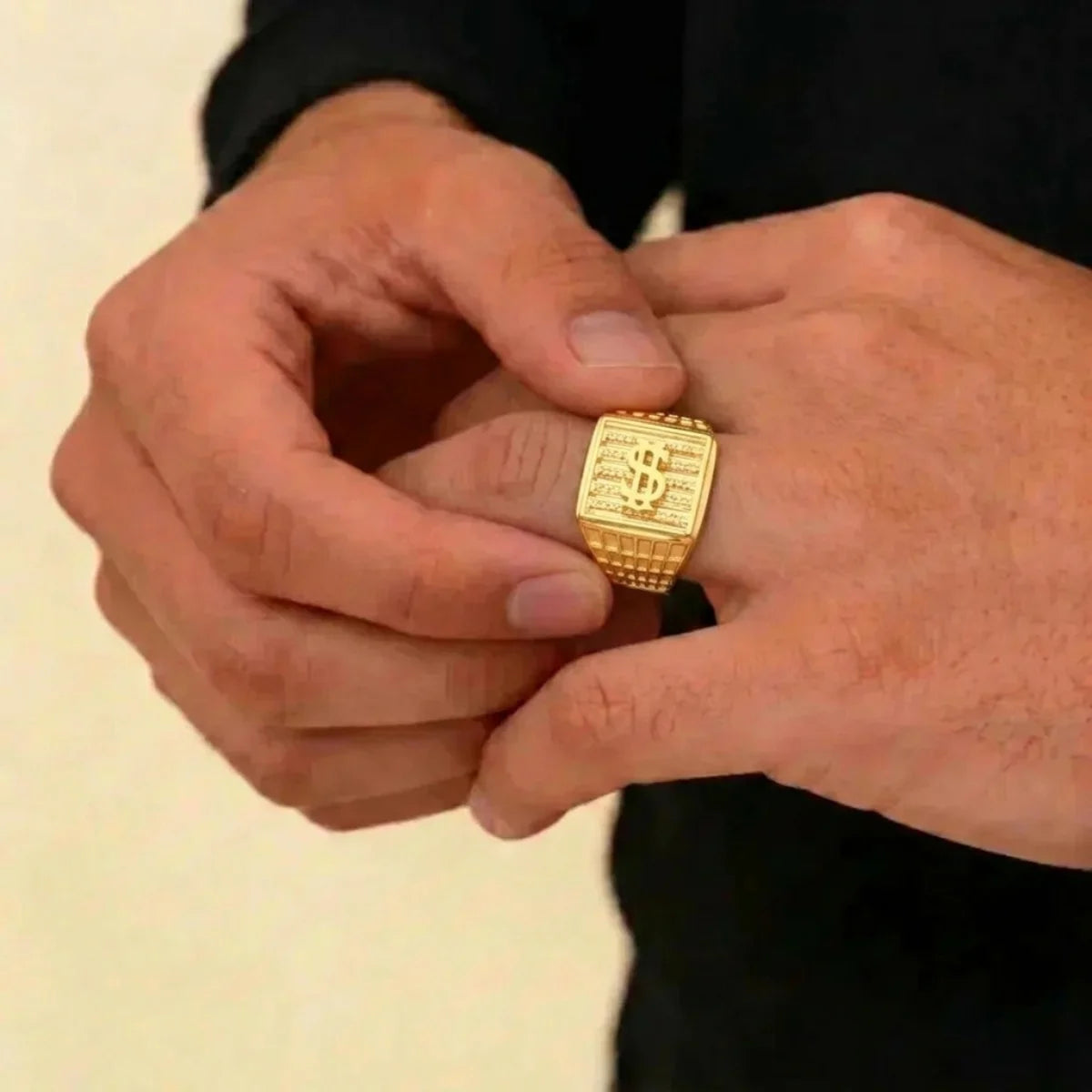 22K Yellow Gold Fancy Ring – 5.3g Bold & Elegant Design