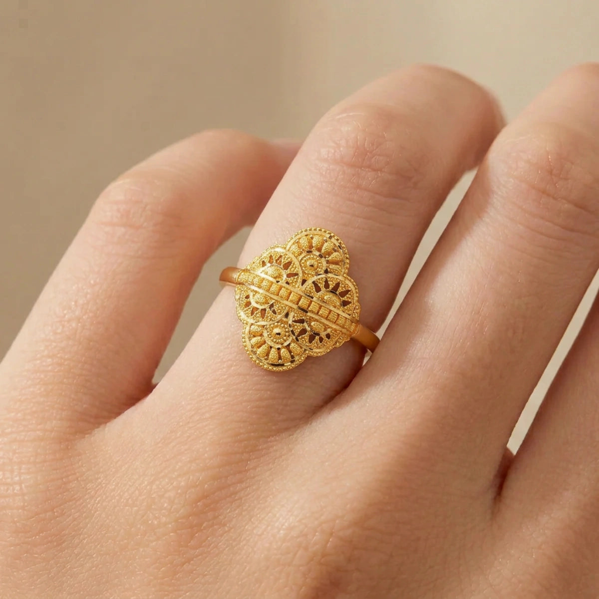 22K Yellow Gold Ring Fixed Size