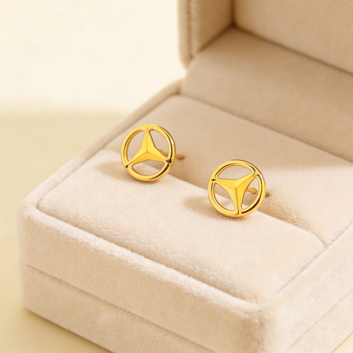 22k Gold Polished Yellow Finish Cubic Zirconia Stud Earrings