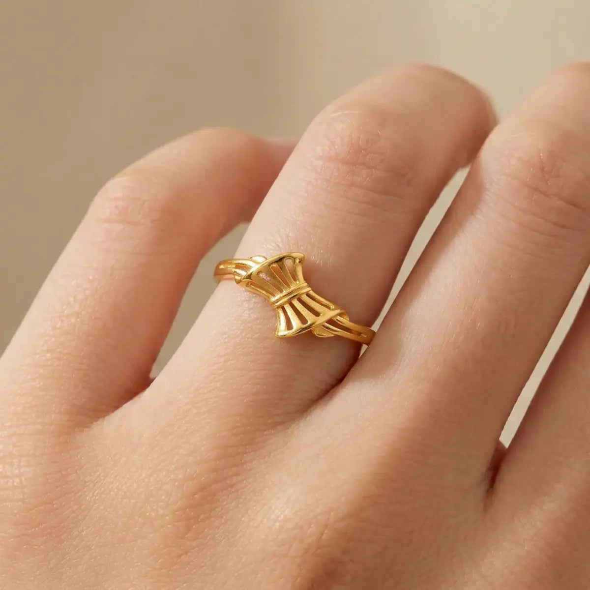 22K Yellow Gold Ladies Ring