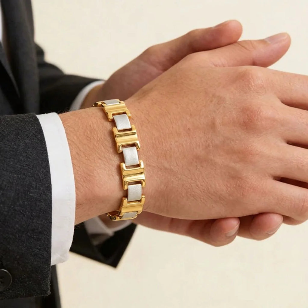 22K Yellow & White Gold Panther Motif Bracelet with Lobster Lock