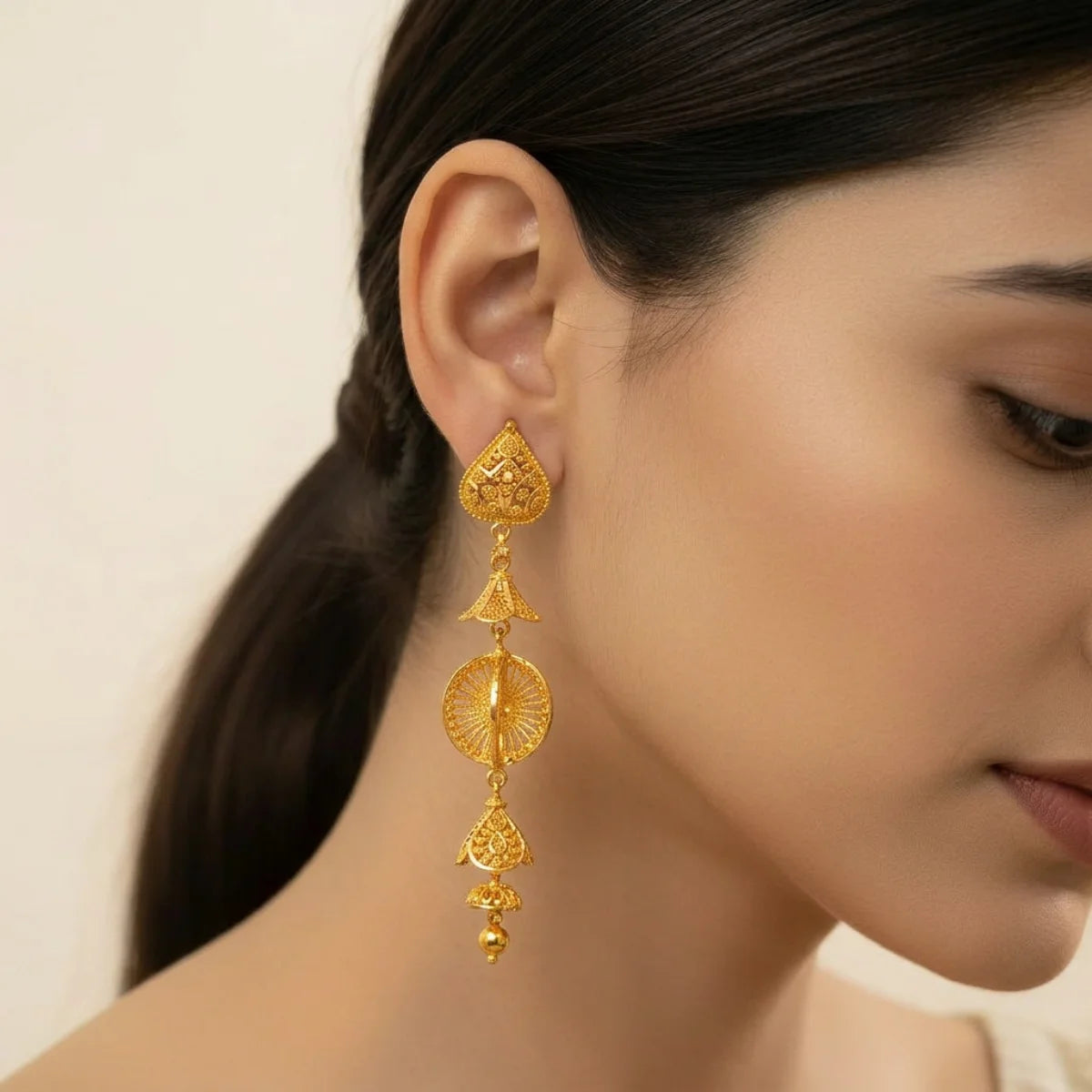 22K Yellow Gold Hanging Earrings with Screw Back