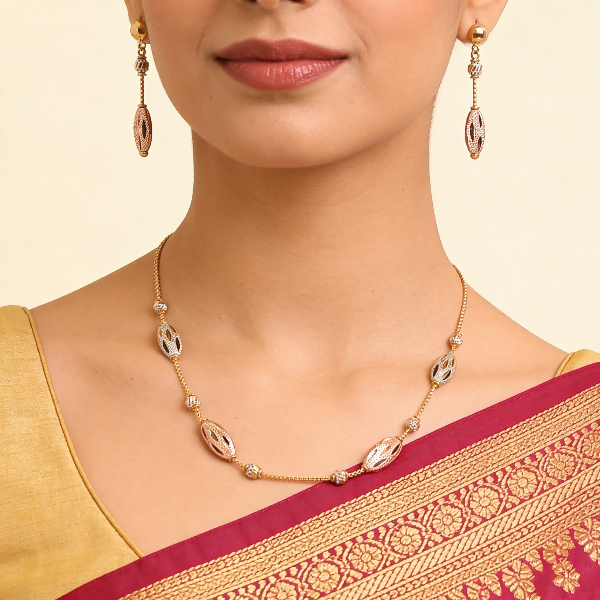 22K Tri-Color Gold Necklace with Lobster Lock