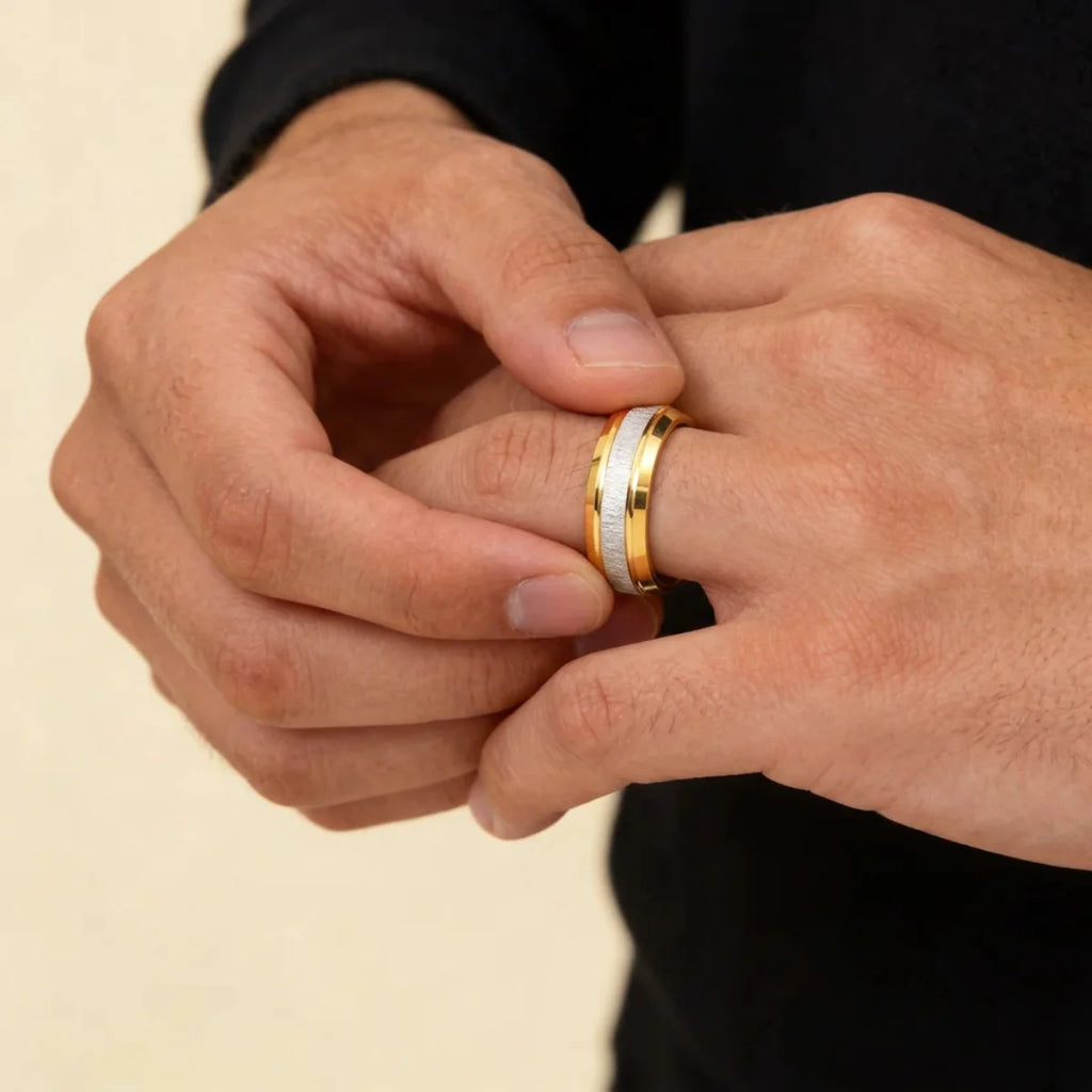 22K Two-Tone Gold Ring – Yellow &amp; White Gold