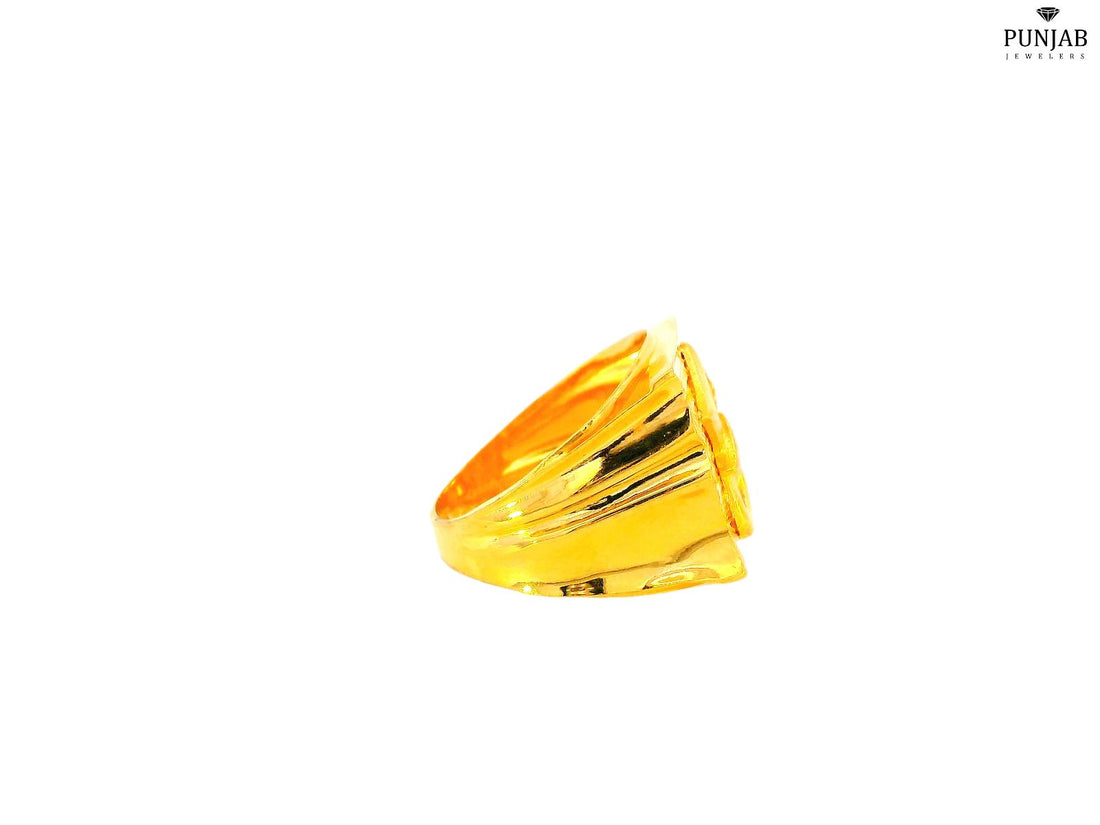 Bold 22K Yellow Gold Ring with Intricate Detailing