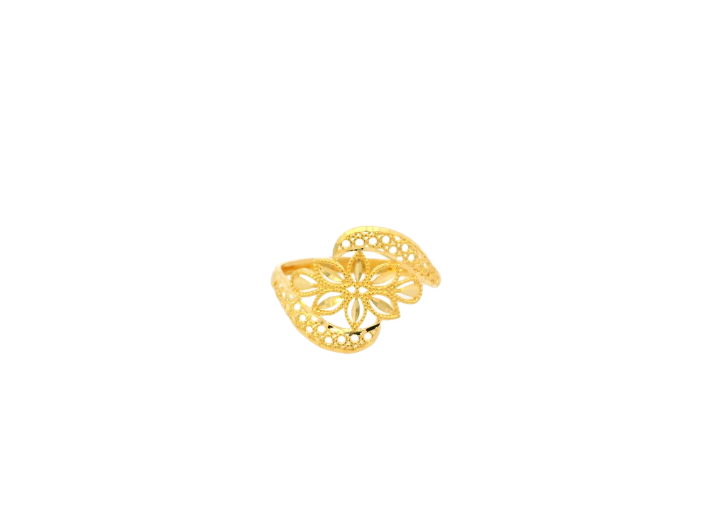 Lightweight 22K Yellow Gold Floral Design Ring