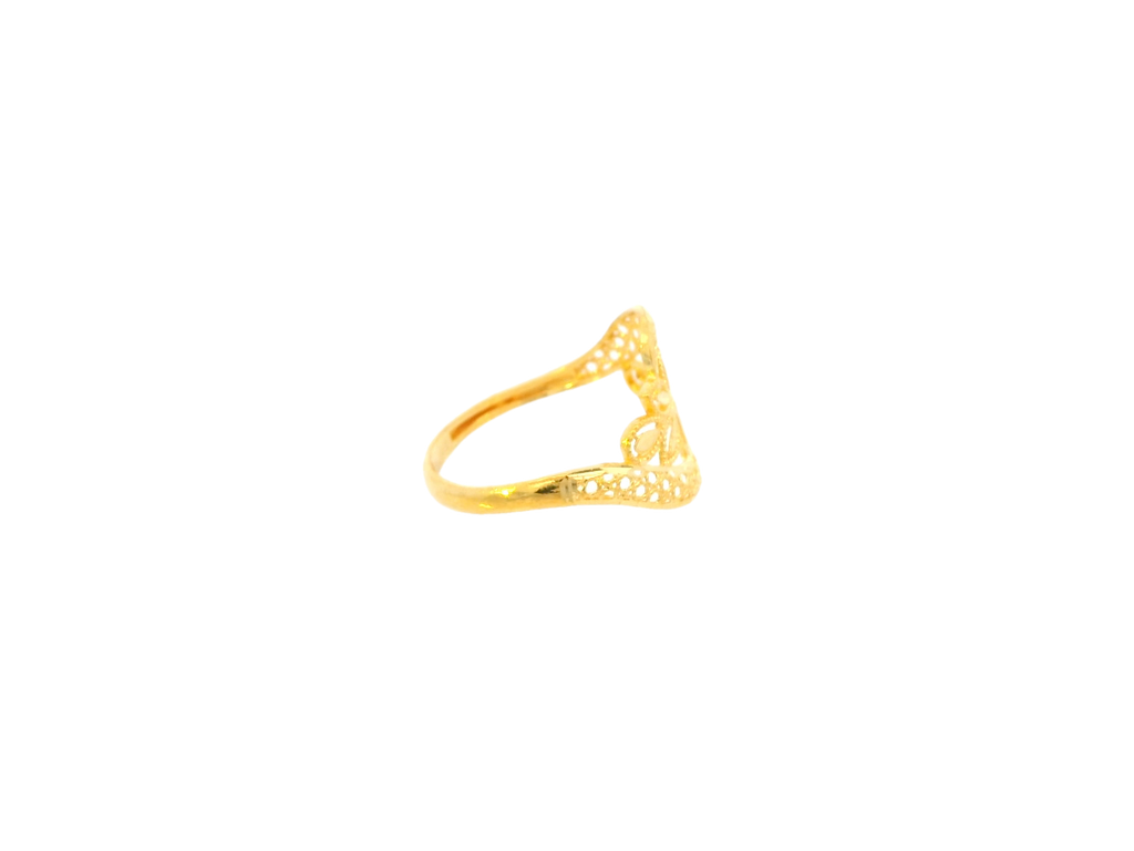 Lightweight 22K Yellow Gold Floral Design Ring