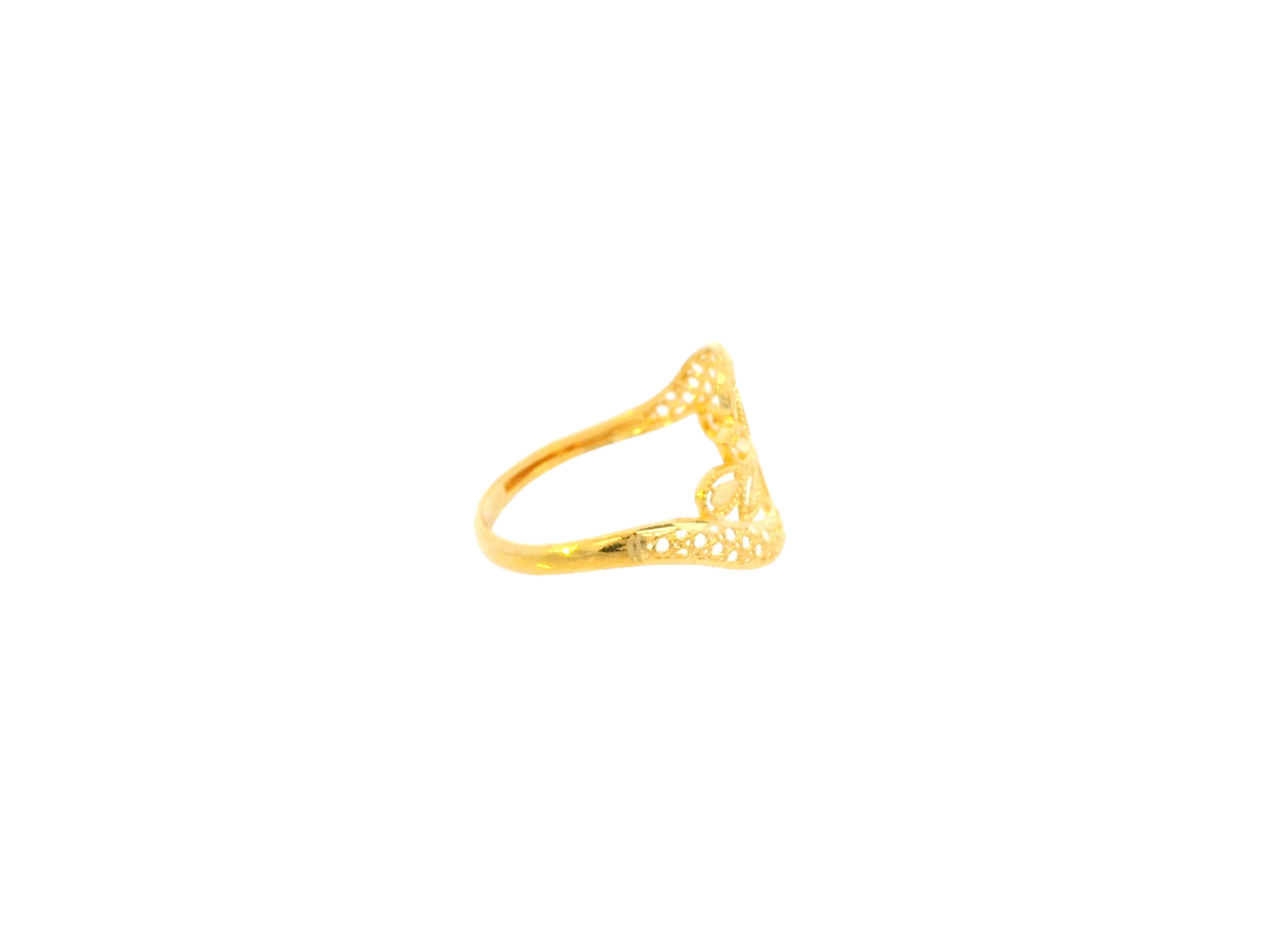 Lightweight 22K Yellow Gold Floral Design Ring