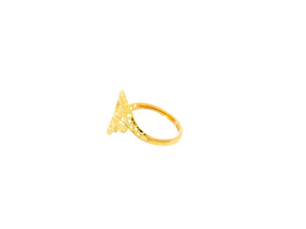 Lightweight 22K Yellow Gold Floral Design Ring