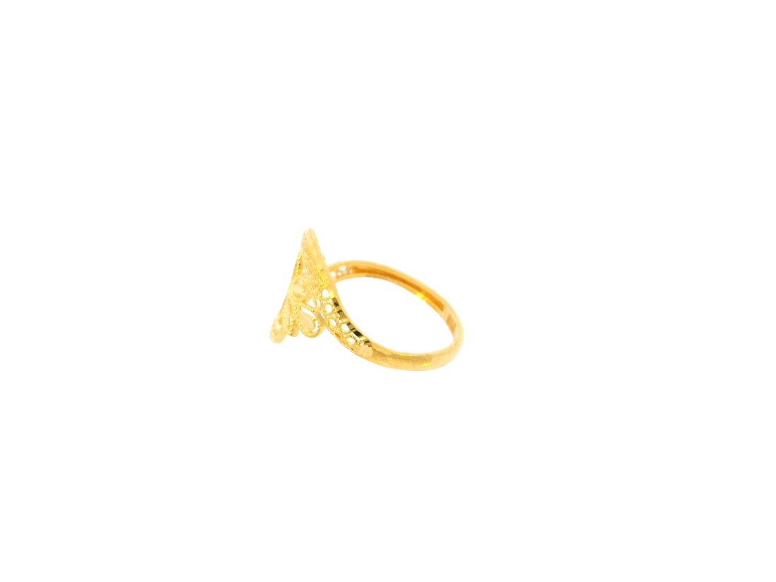 Lightweight 22K Yellow Gold Floral Design Ring
