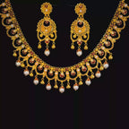 22K Classic Luster Round Pearl Bead Necklace in Yellow Gold