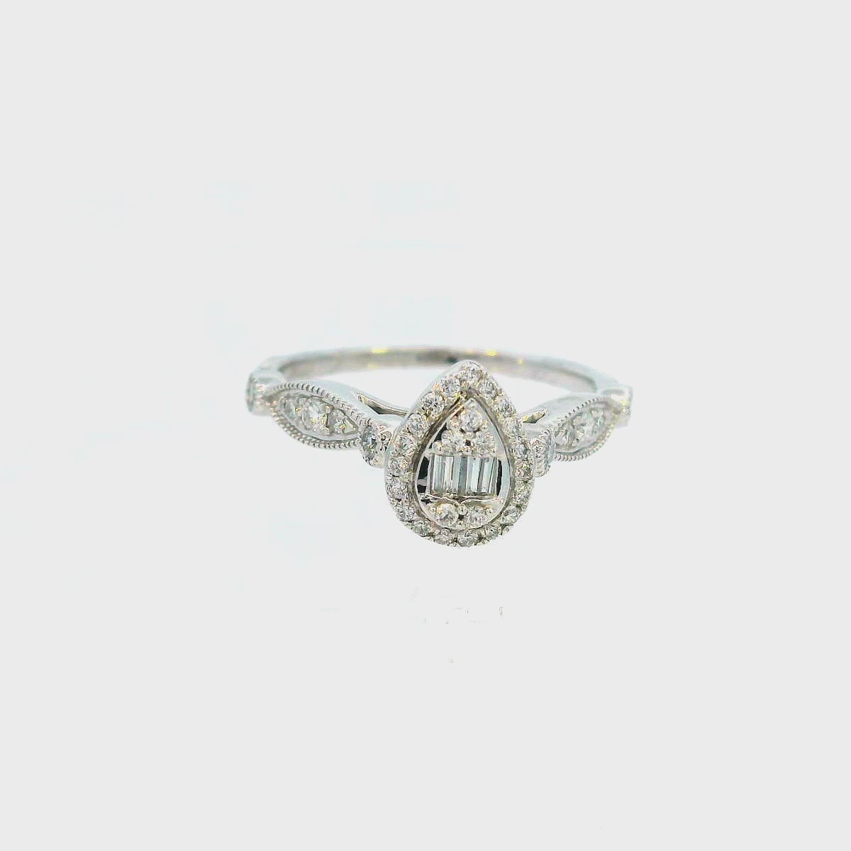14K White Gold Diamond Ring with 0.33 CT Diamond