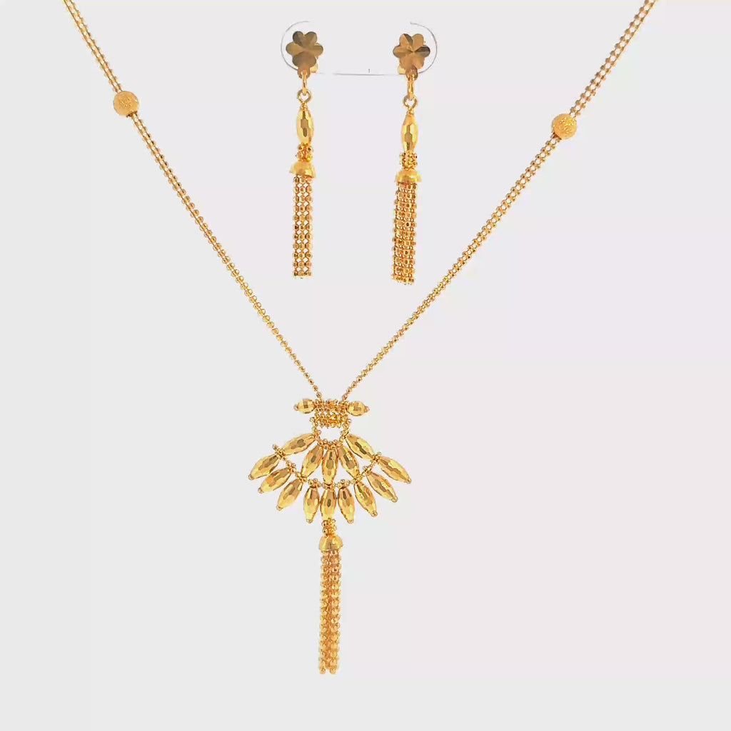 22K Dual Layered Yellow Gold Bar and Disc Pendant Necklace
